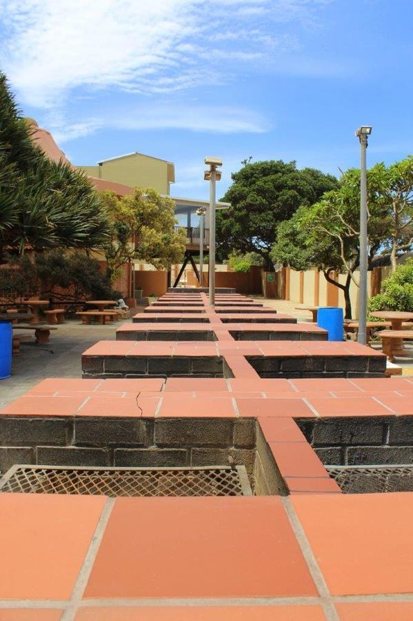 Sea Wave Holidays - Stella Maris Amanzimtoti Kültér fotó
